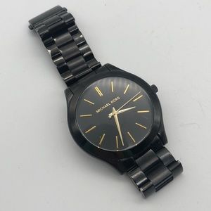 Michael Kors Slim Runway Black Gold MK3221 Wrist Watch, New Battery, Working